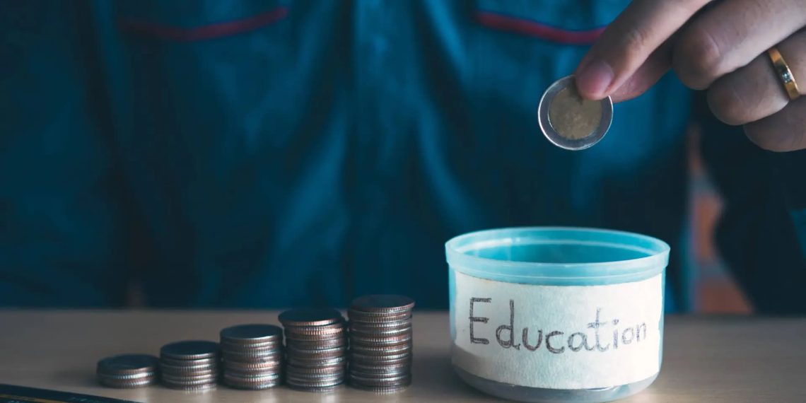 Back-to-School Budgeting: Managing Education Expenses and Debts