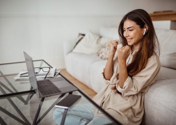 How to Pay Off Creditor Through Debt Consolidation