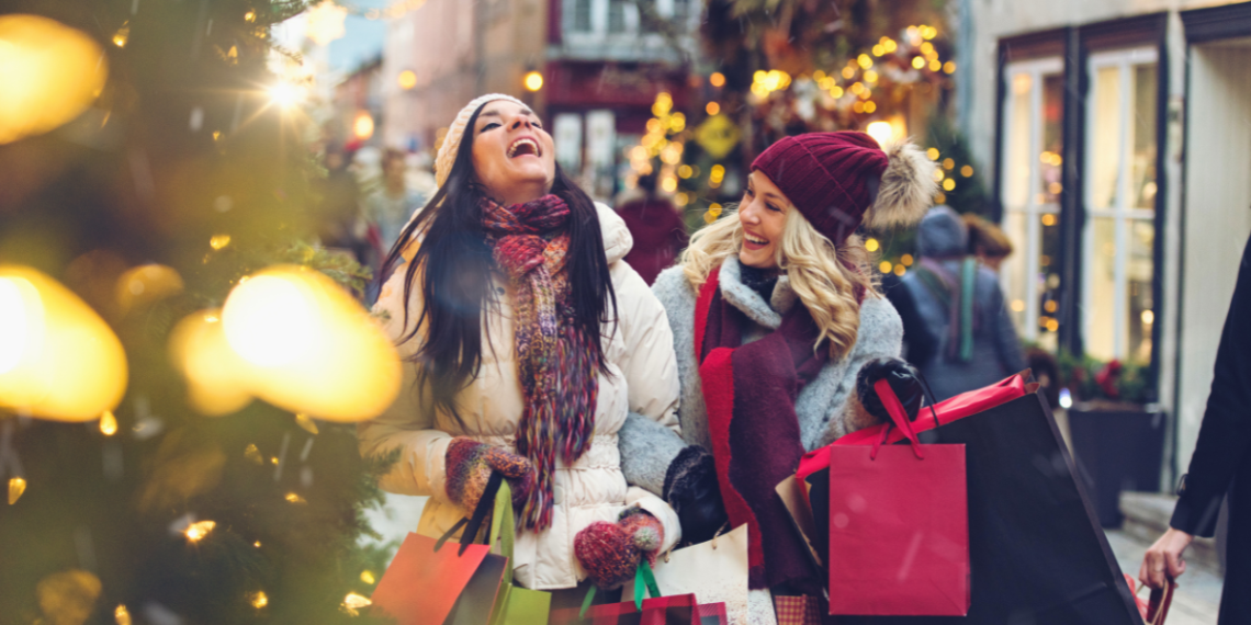 Should I Use My Credit Cards For Holiday Shopping?