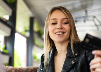 “Not free money”: What students should know before getting their first credit card