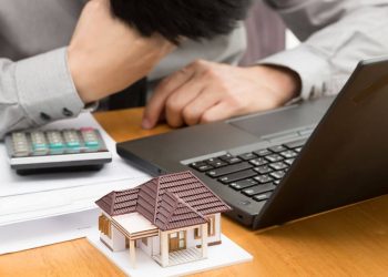 Neil Roets: SARB Rate Cut ‘Not Enough’ to Ease Debt Burden