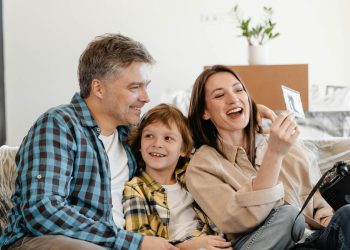 How to improve your credit score with rent payments in Canada