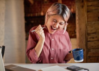 How to Deal With Debt in Your 20s in 2025