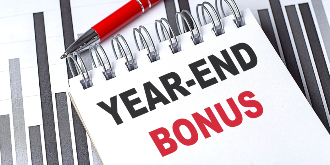 Maximizing Your End-of-Year Bonus: Pay Down Debt or Save?