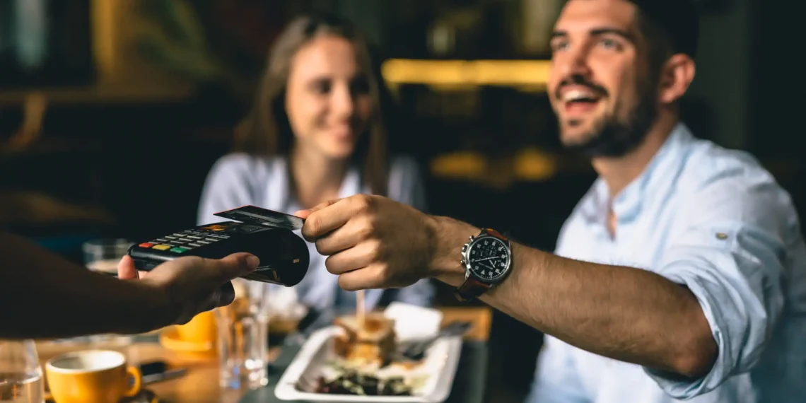 10 Best Credit Cards for Dining