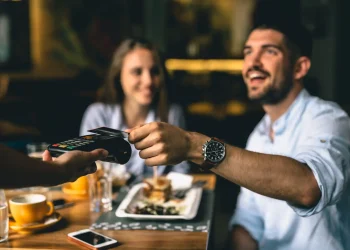 10 Best Credit Cards for Dining