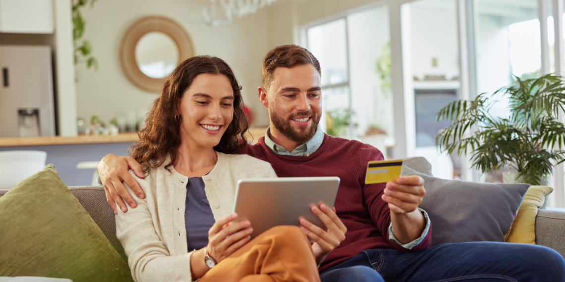 How to Manage Money as a Couple