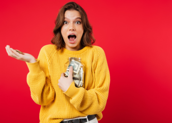 Why Making Minimum Payments Keep You In Credit Card Debt