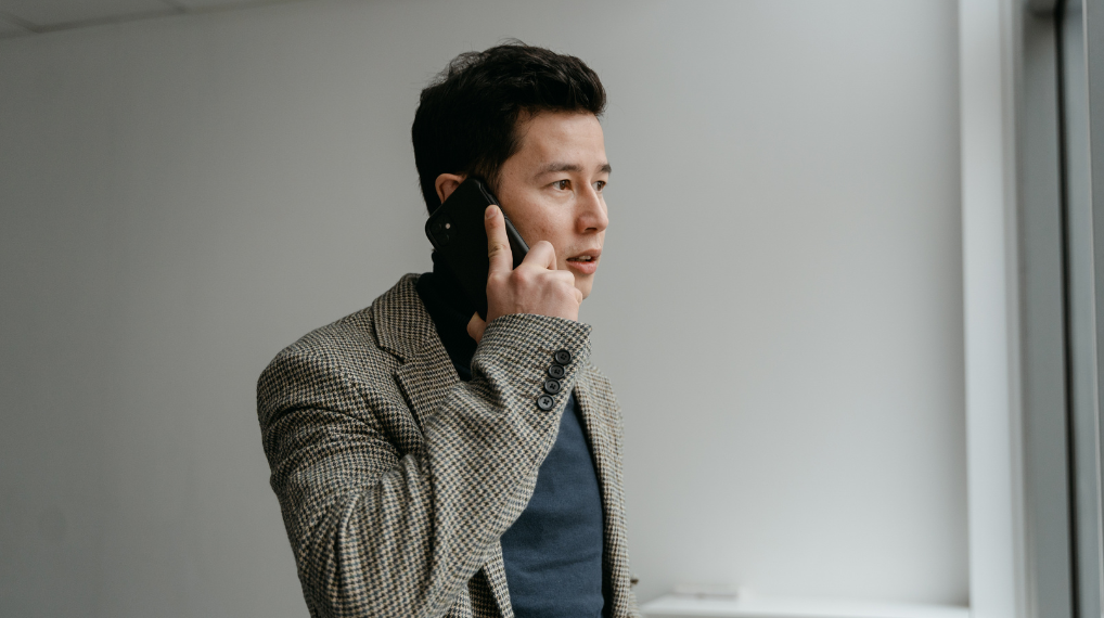 AI Scams in Canada: How to Spot Fake Voices, Texts & Messages
